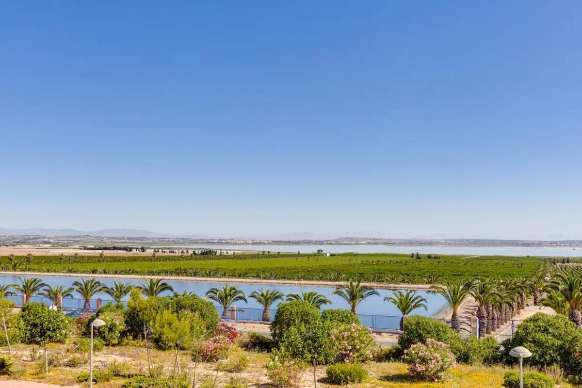 Beautiful Condo In Laguna Beach Resort Overlooking Laguna Rosa In Torrevieja With 2 Bedrooms And 2 Bathrooms Zewnętrze zdjęcie