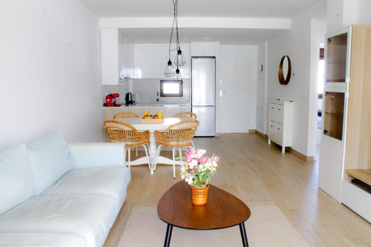 Beautiful Condo In Laguna Beach Resort Overlooking Laguna Rosa In Torrevieja With 2 Bedrooms And 2 Bathrooms Zewnętrze zdjęcie